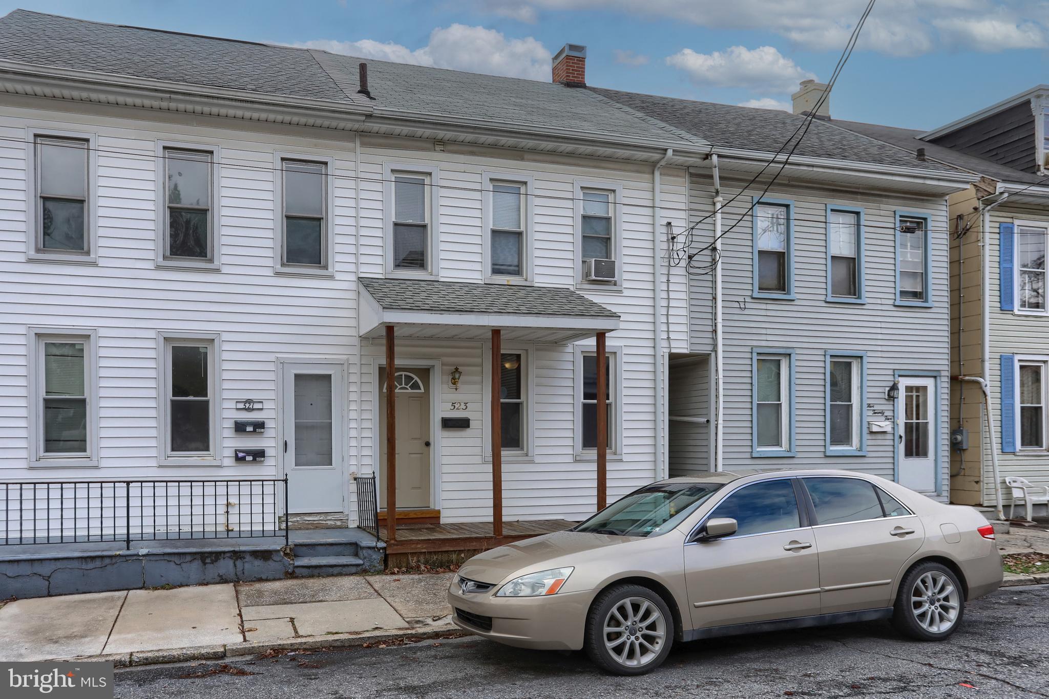 523 Spruce Street Lebanon, PA 17046 - Photo 3 of 24