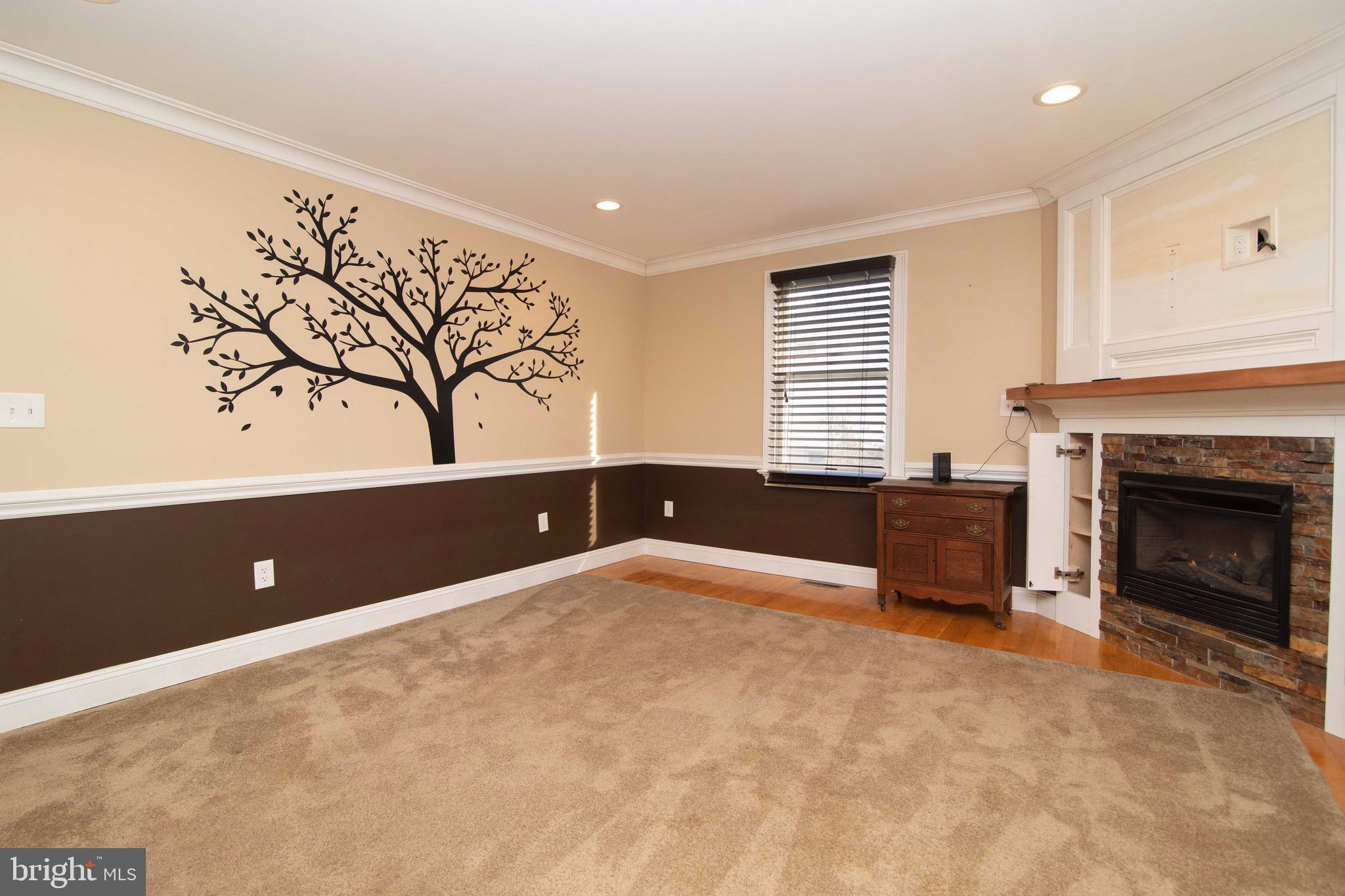94 Miry Brook Road Hamilton, NJ 08690 - Photo 3 of 51