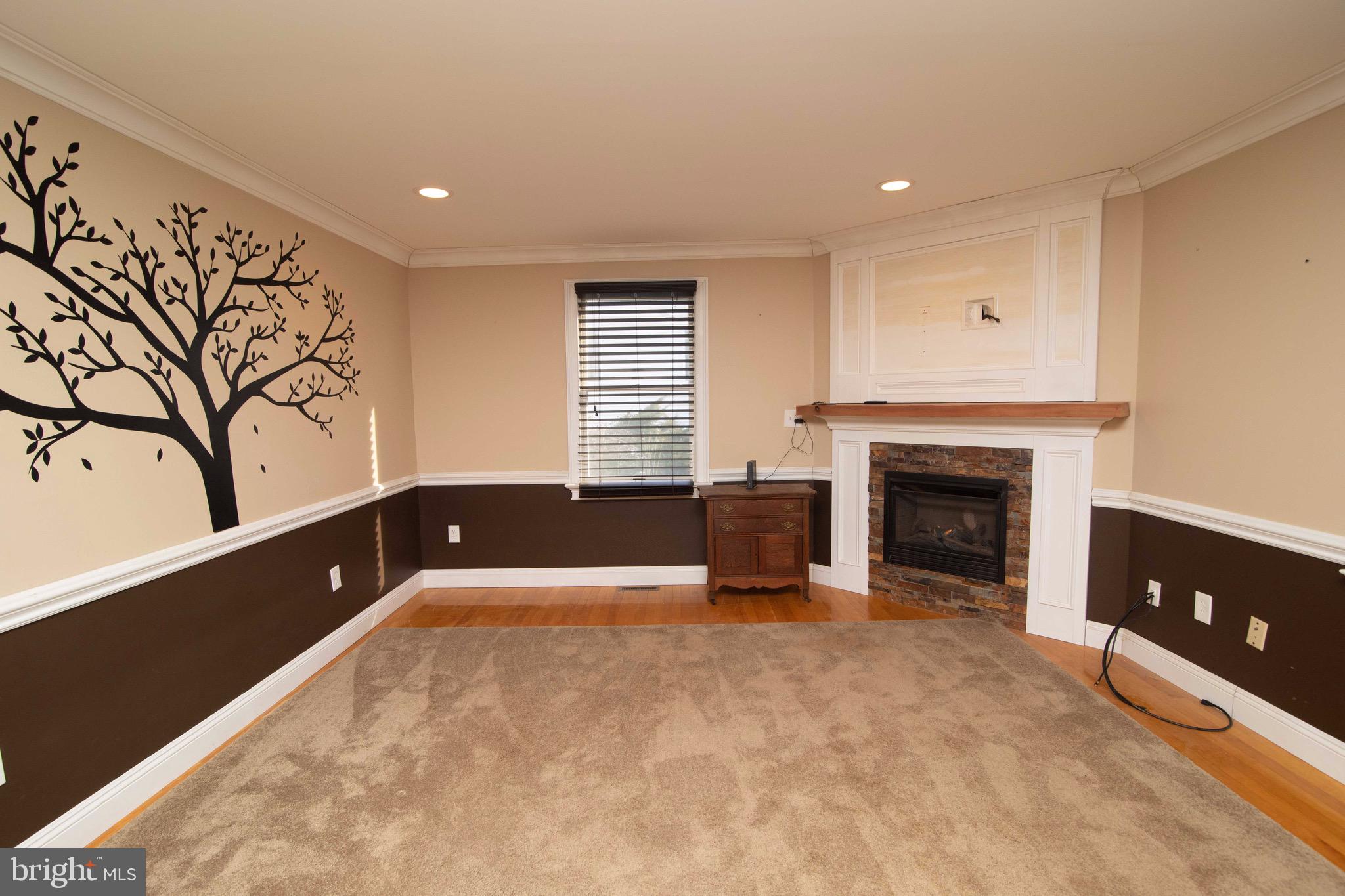 94 Miry Brook Road Hamilton, NJ 08690 - Photo 4 of 51