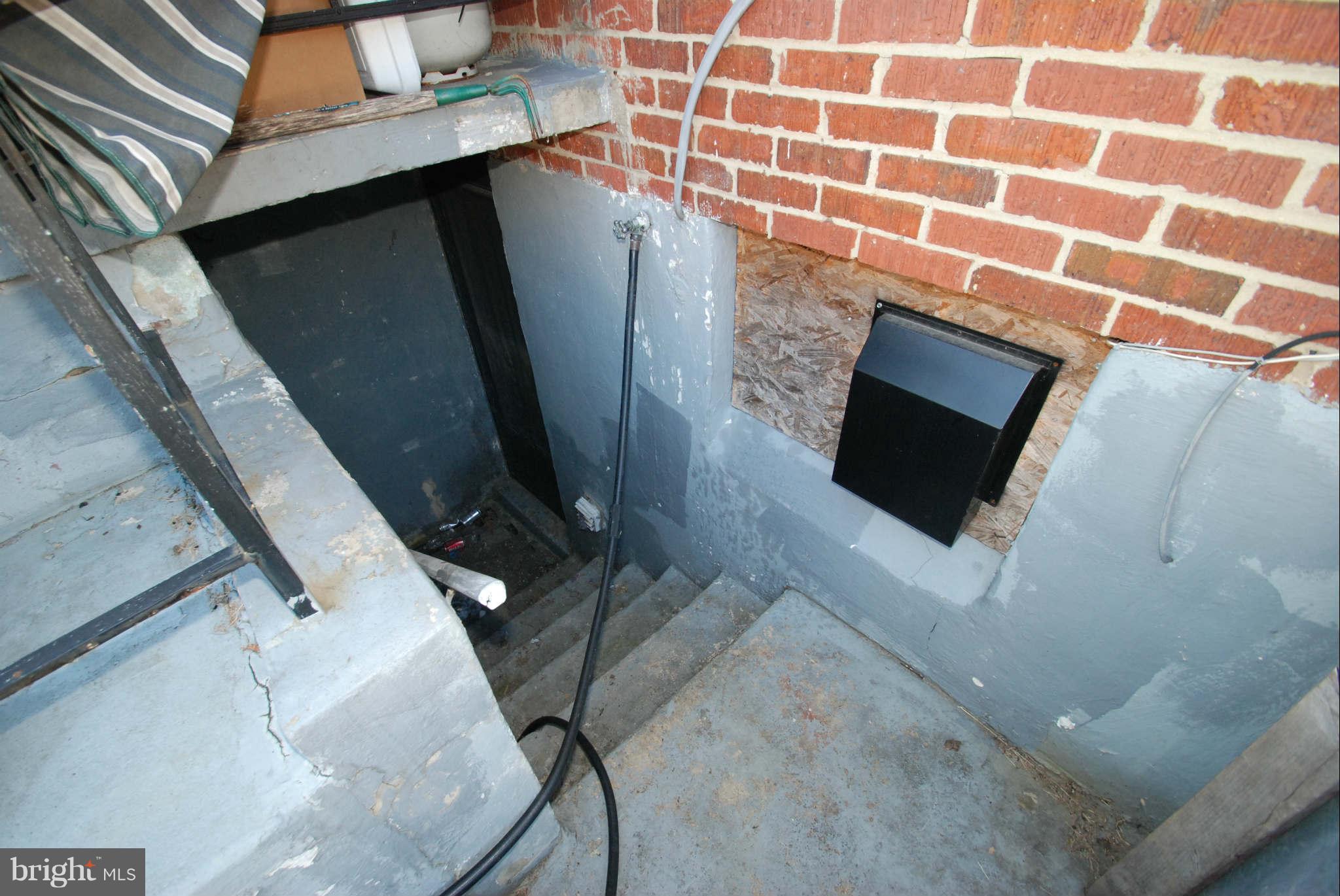 4464 Fenor Road Baltimore, MD 21227 - Photo 22 of 27 Basement Walk Out