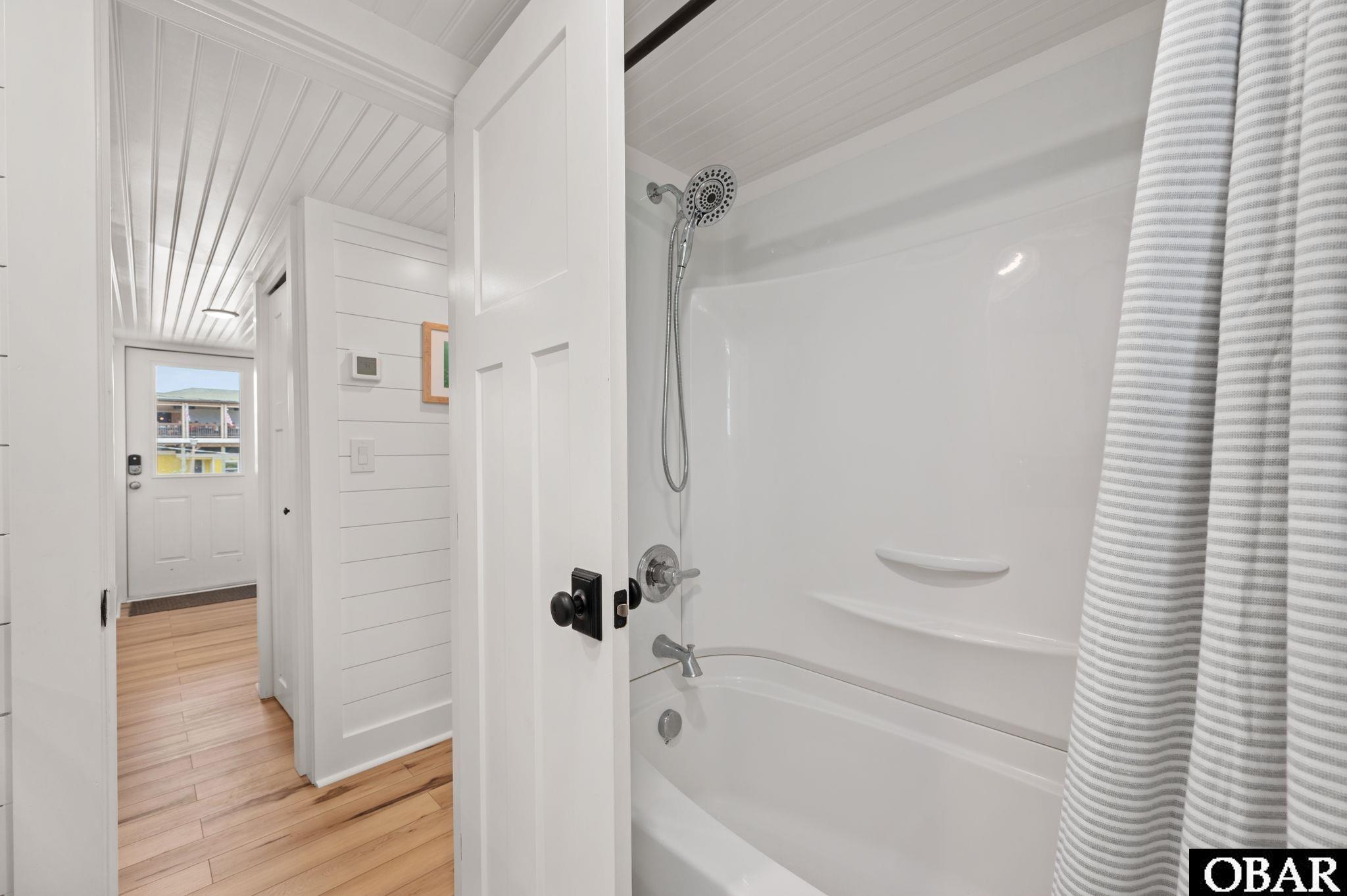104 East Soundside Road Nags Head, NC 27959 - Photo 12 of 17 Hall Bath
