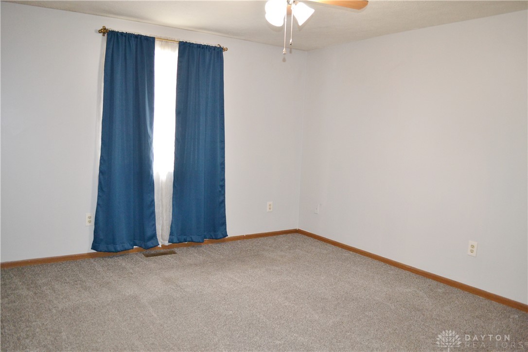 4430 Ridgewood Road East Springfield, OH 45503 - Photo 15 of 31
