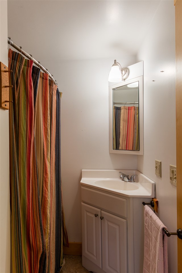 626 Hayward Road Corinth, VT 05039 - Photo 16 of 24