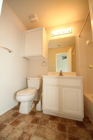 $1,895 | 16100 South Great Oaks Drive, Unit 3502, Round Rock, TX 78681