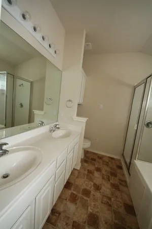 $1,895 | 16100 South Great Oaks Drive, Unit 3502, Round Rock, TX 78681