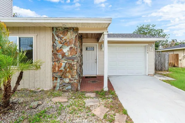 $315,000 | 2599 Southeast Grand Drive, Port St. Lucie, FL 34952