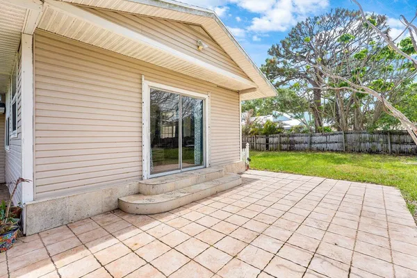 $315,000 | 2599 Southeast Grand Drive, Port St. Lucie, FL 34952