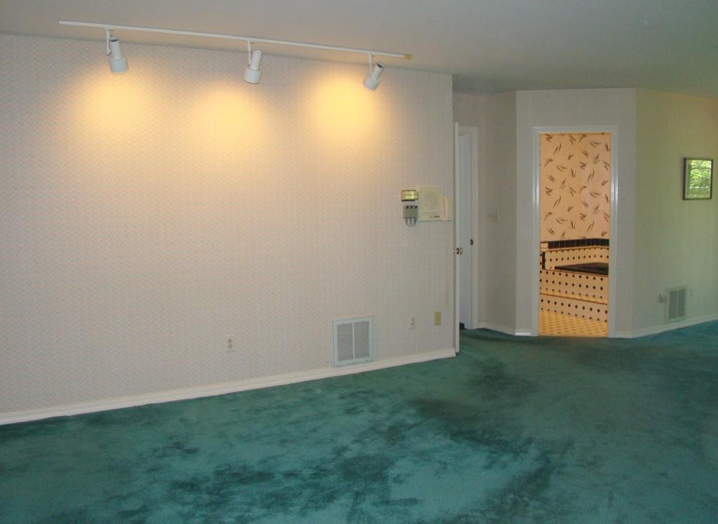 186 Cedarwood Road Auburn, ME 04210 - Photo 27 of 35 Entering the master bedroom