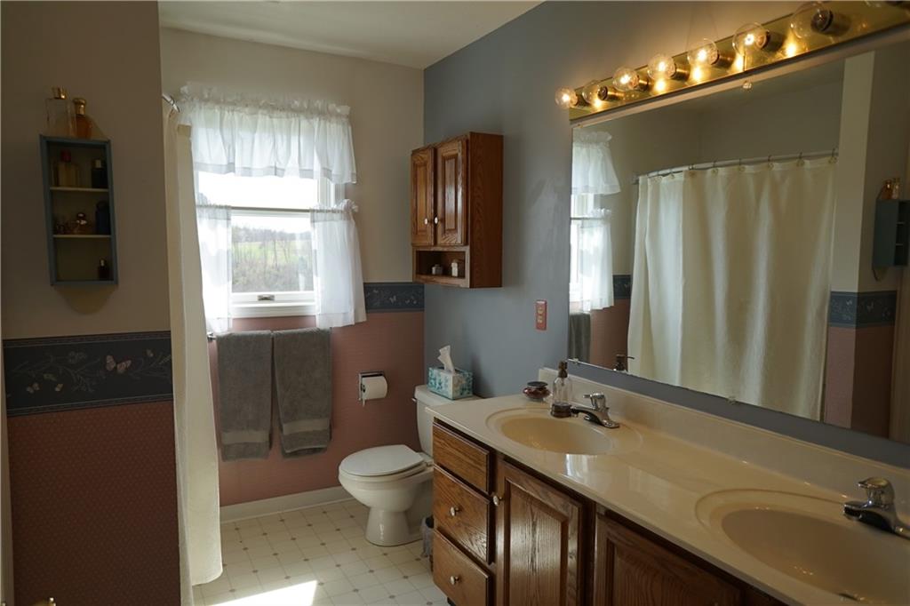 1252 Whitestown Road Prospect, PA 16052 - Photo 18 of 25