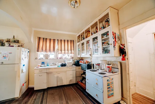 $99,900 | 215 South 3rd Street, Watseka, IL 60970