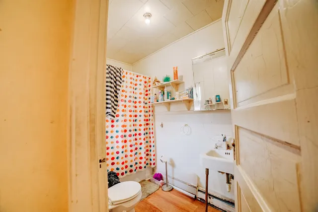 $99,900 | 215 South 3rd Street, Watseka, IL 60970