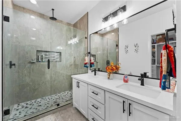 $297,000 | 2729 East Conroe Road, Edinburg, TX 78542