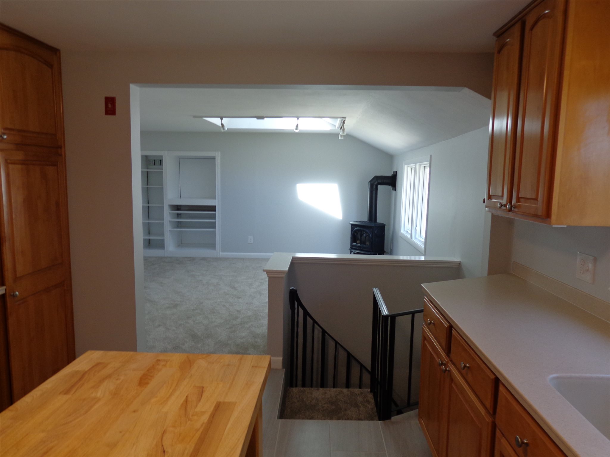 37 Naves Road Hampton, NH 03842 - Photo 3 of 24