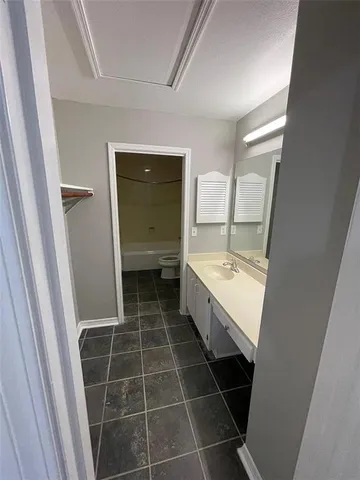 $1,650 | 2500 Manson Avenue, Unit 205, Metairie, LA 70001