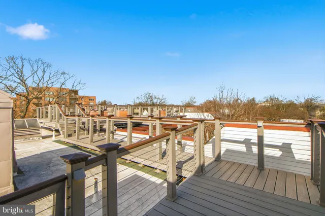 $1,800 | 3051 Idaho Avenue Northwest, Unit 421, Washington, DC 20016