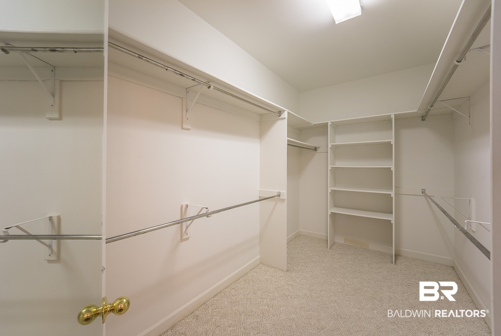 212 North Circle Fairhope, AL 36532 - Photo 14 of 29 Master Closet