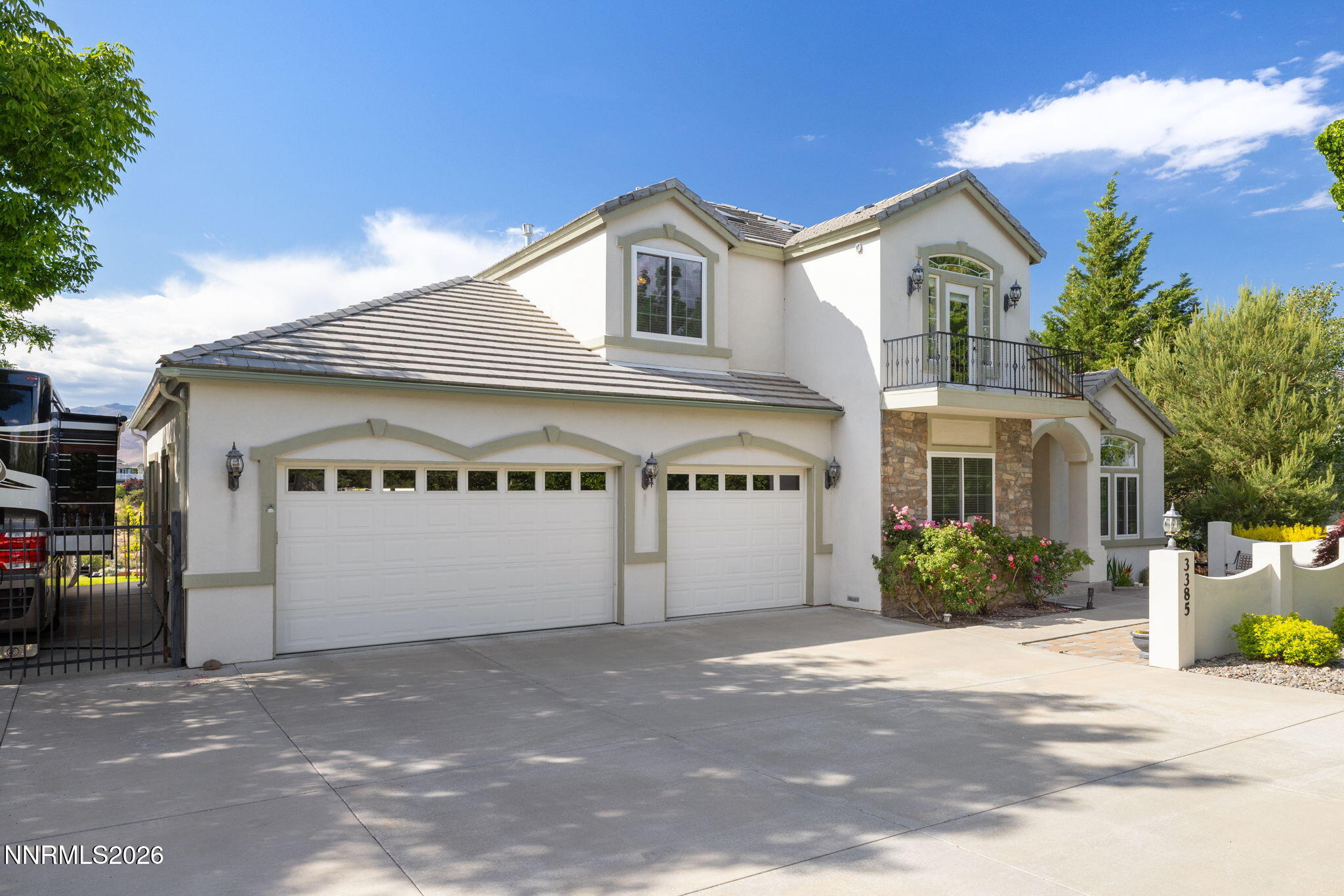 3385 Meridian Lane Reno, NV 89509 - Photo 2 of 67 52-web-or-mls-IMG_2702