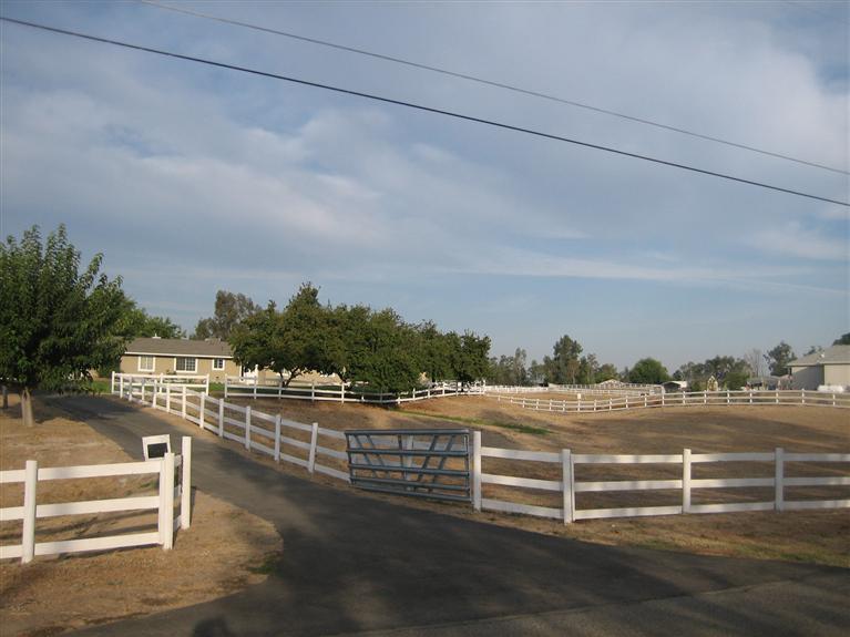 16824 Monreal Road Madera, CA 93636 - Photo 2 of 31 Gallery Image 2