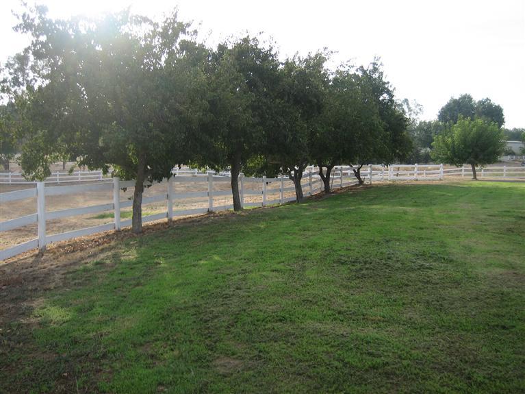 16824 Monreal Road Madera, CA 93636 - Photo 11 of 31 Gallery Image 11