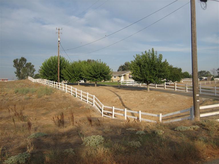 16824 Monreal Road Madera, CA 93636 - Photo 4 of 31 Gallery Image 4