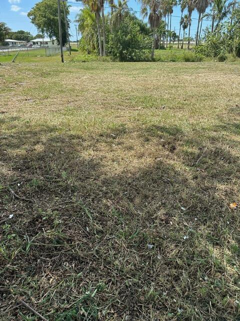 501 West Baines Terrace Pahokee, FL 33476 - Photo 7 of 8 Baines Terrace