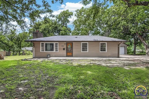 $215,000 | 3015 Southeast Illinois Avenue, Topeka, KS 66605