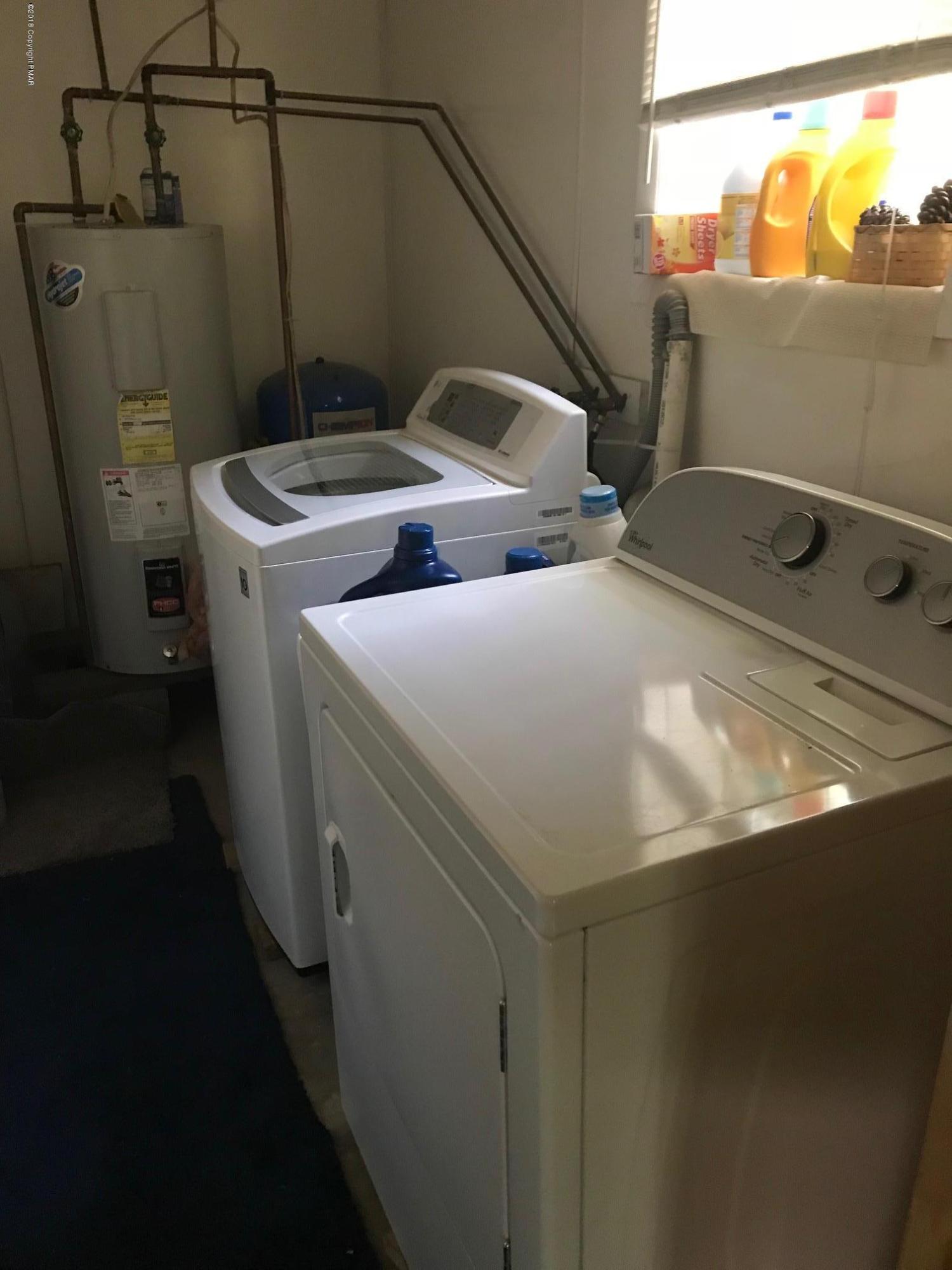 103 Doe Loop Bushkill, PA 18324 - Photo 24 of 32 laundry