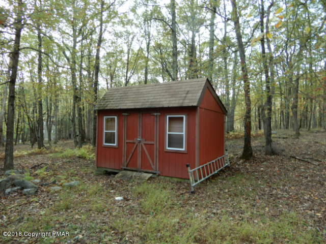 103 Doe Loop Bushkill, PA 18324 - Photo 30 of 32 shed