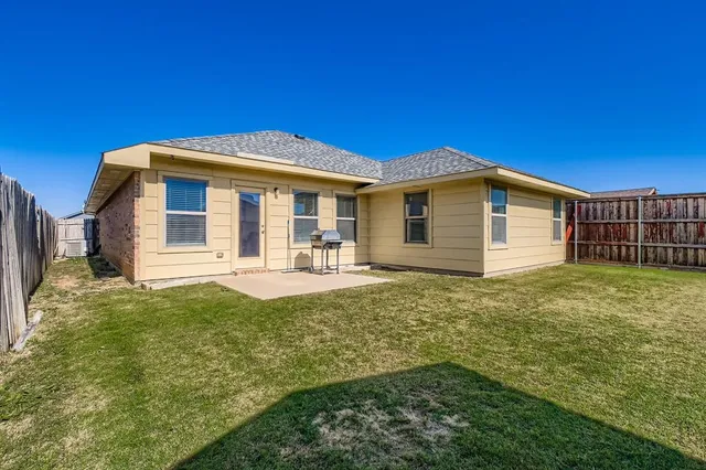 $329,999 | 9017 Curacao Drive, Fort Worth, TX 76123