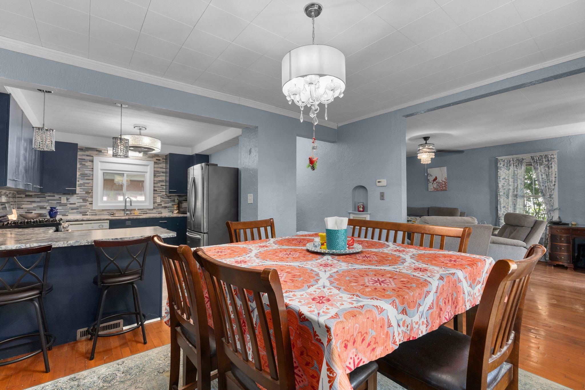 707 East Brewster Street Appleton, WI 54911 - Photo 9 of 39