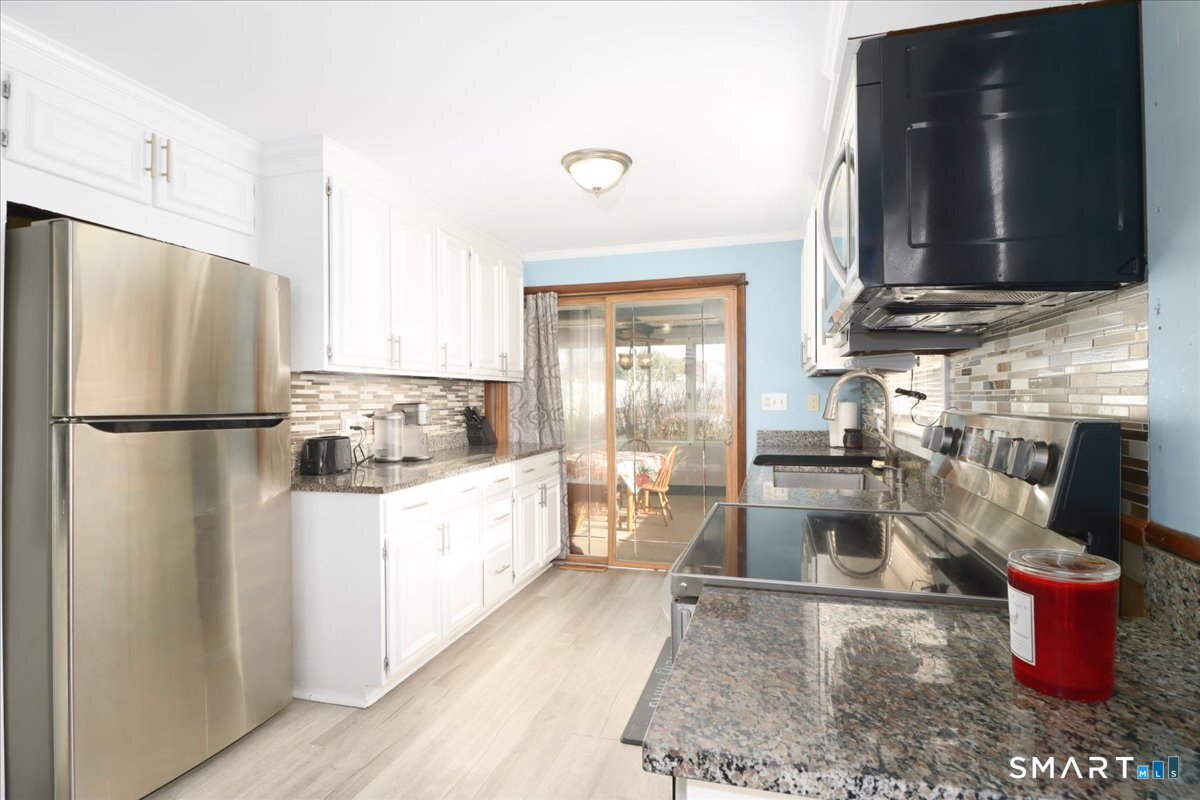 3 Pamela Drive Wallingford, CT 06492 - Photo 8 of 35