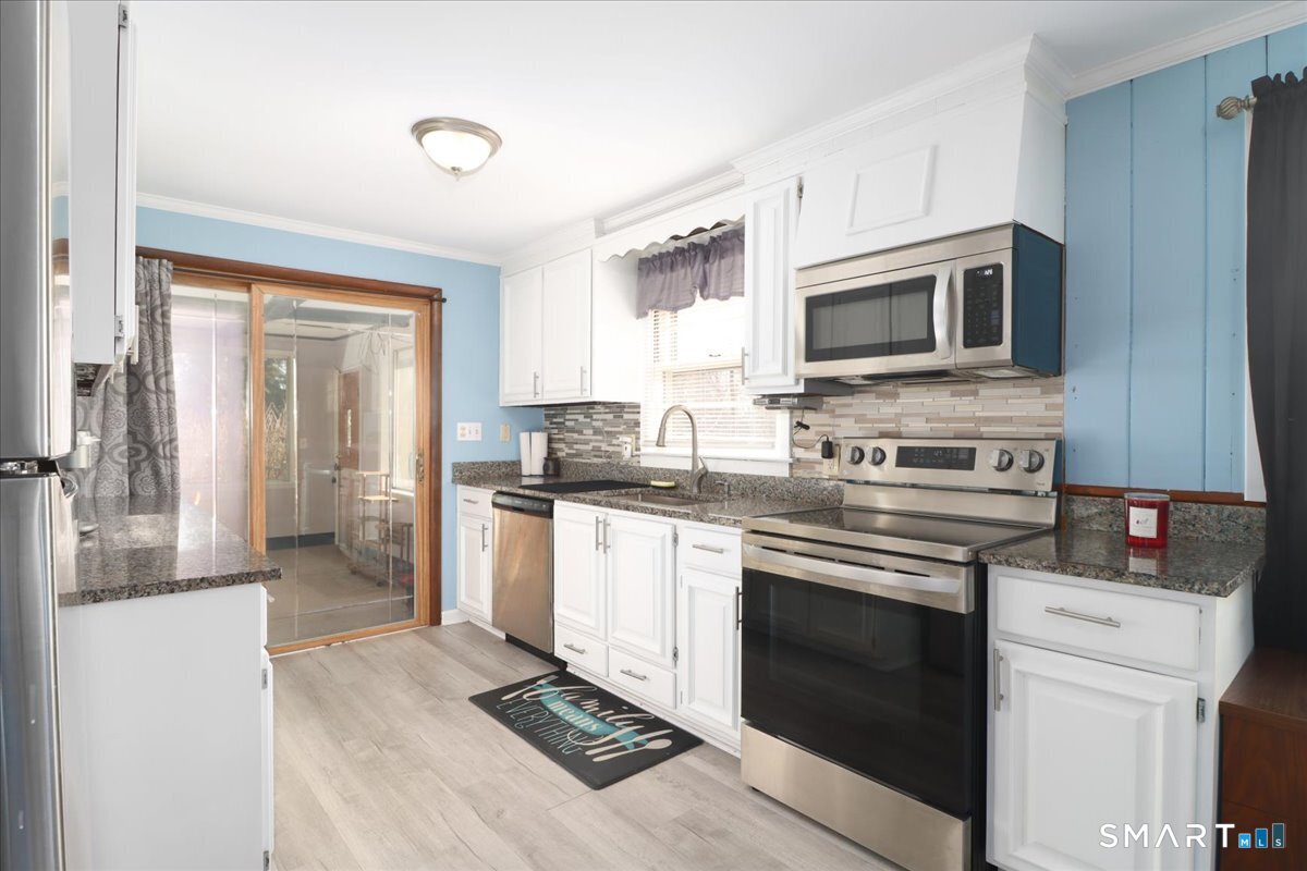 3 Pamela Drive Wallingford, CT 06492 - Photo 9 of 35