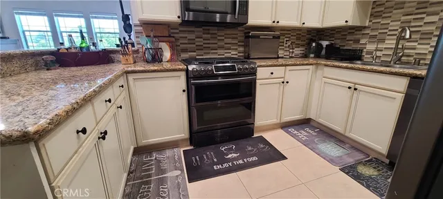 $895,000 | 555 East Santa Anita Avenue, Unit 301, Burbank, CA 91501