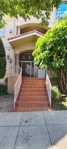 $895,000 | 555 East Santa Anita Avenue, Unit 301, Burbank, CA 91501