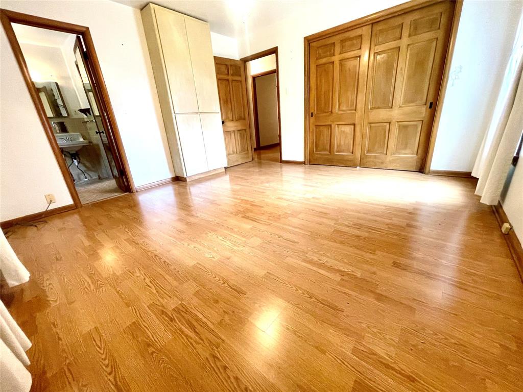 715 South Rusk Street Gainesville, TX 76240 - Photo 14 of 32 Gallery Image 14