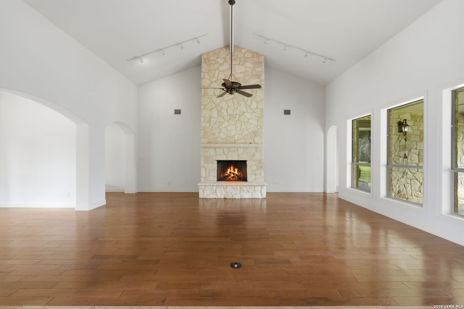 639 Sisterdale Road Boerne, TX 78006 - Photo 9 of 42