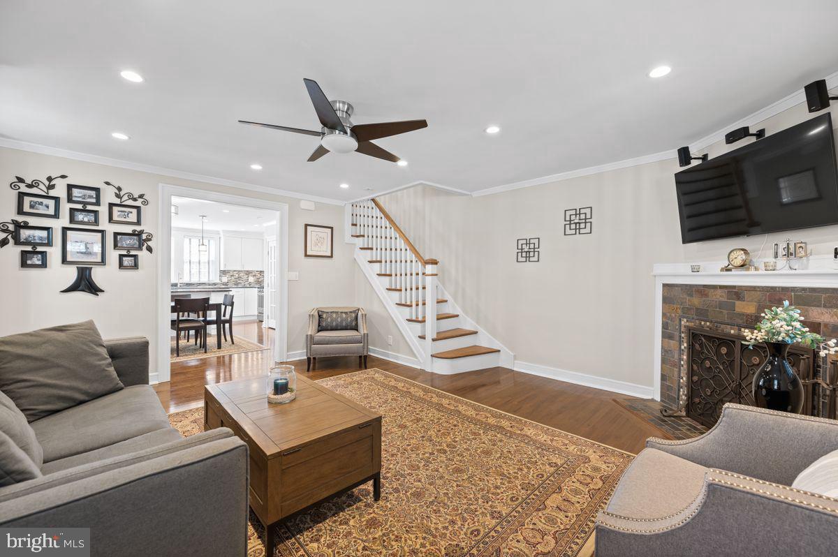 627 Kenilworth Road Ardmore, PA 19003 - Photo 4 of 11 a living room with furniture and a flat screen tv