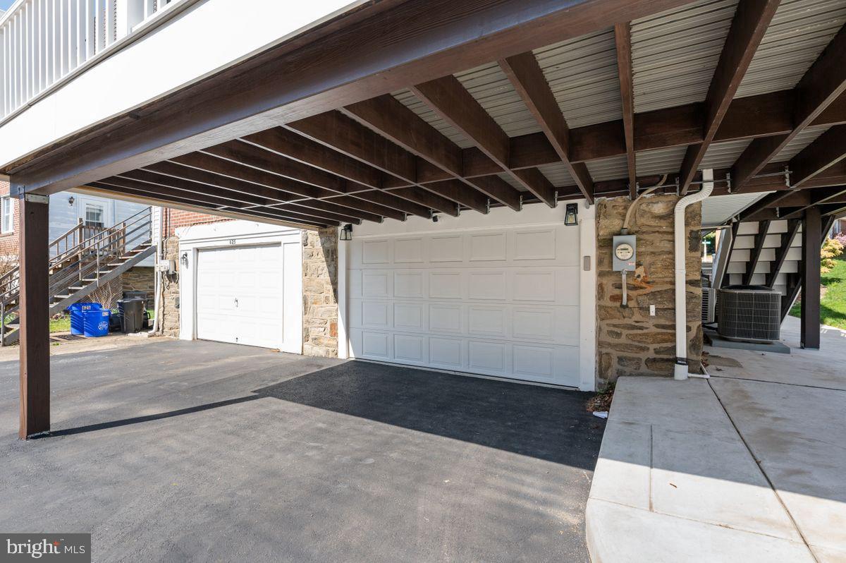627 Kenilworth Road Ardmore, PA 19003 - Photo 10 of 11 a view of a garage