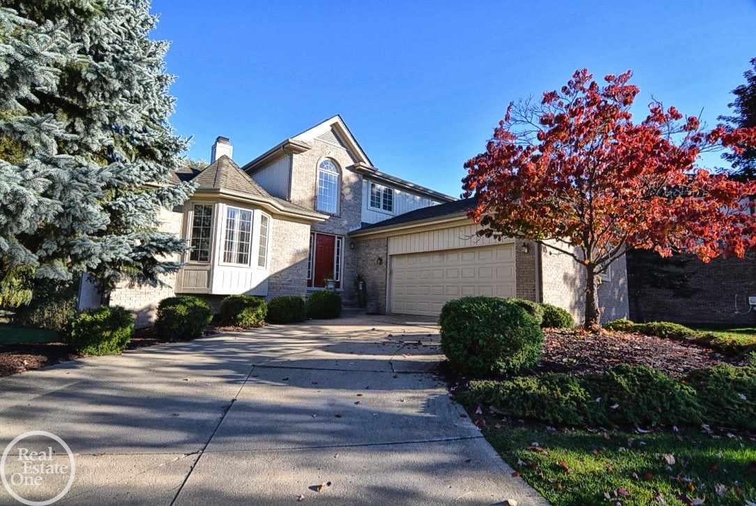 2052 Reagan Drive Rochester Hills, MI 48309 - Photo 3 of 70