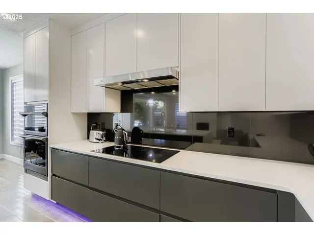 $749,000 | 6605 Northeast 107th Street, Vancouver, WA 98686