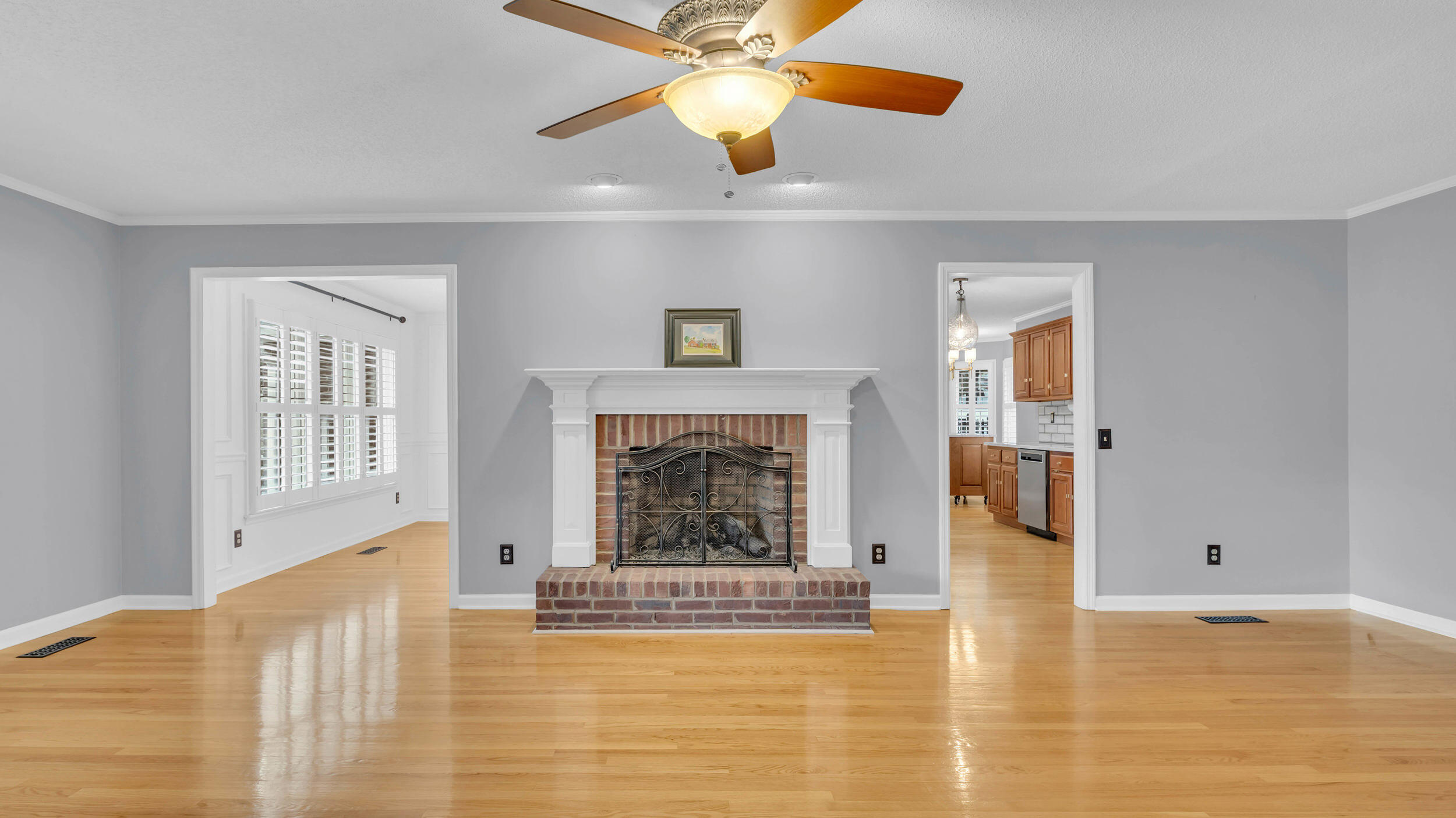 3046 Hawthorne Street Athens, TN 37303 - Photo 4 of 43 3046 Hawthorne St-11