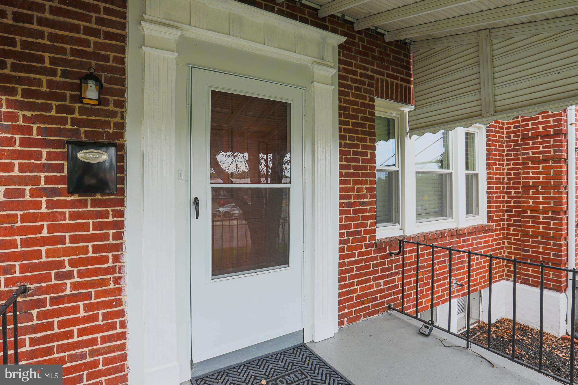 1526 Winford Road Baltimore, MD 21239 - Photo 3 of 27 Exterior Front