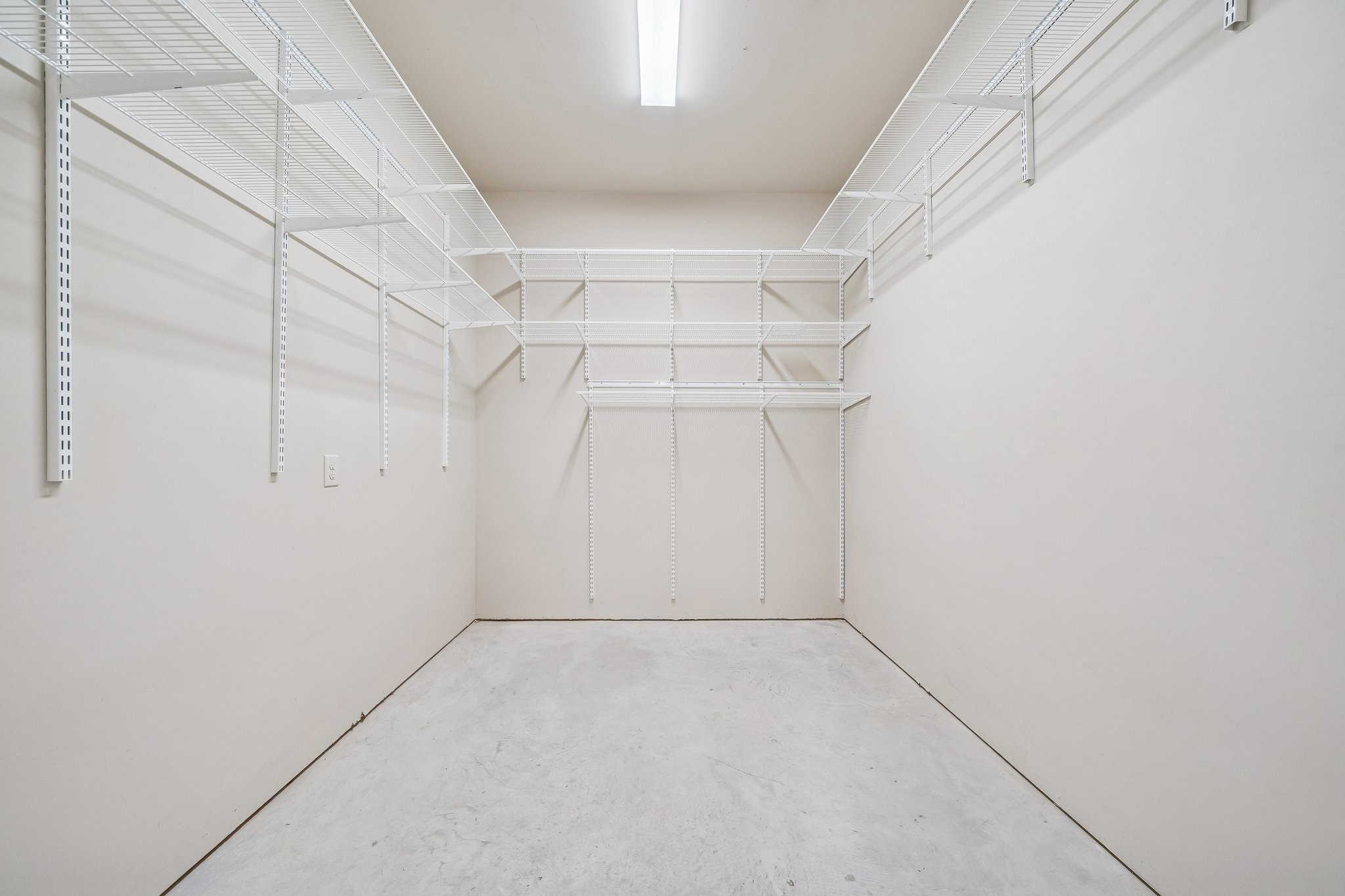 306 Kotar Court Spring, TX 77388 - Photo 37 of 50 9x10 Large Storage closet, located in the garage!
