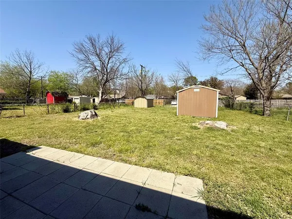 $1,695 | 2603 Foxcroft Circle, Denton, TX 76209