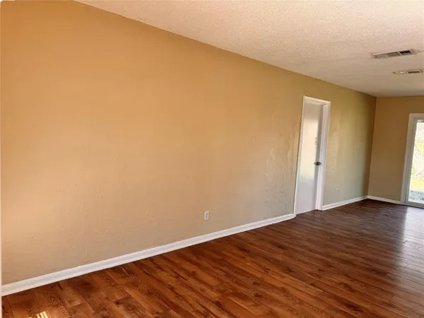 $1,695 | 2603 Foxcroft Circle, Denton, TX 76209