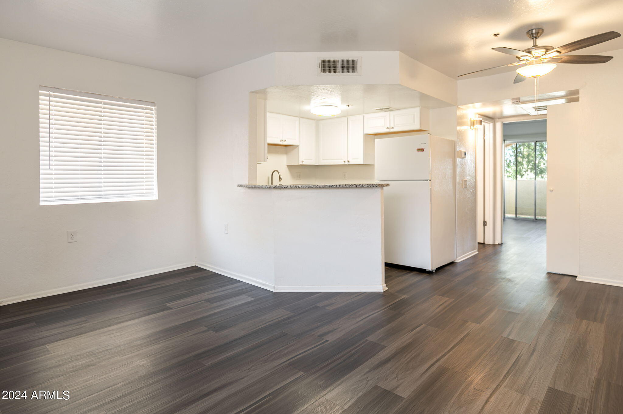 12221 West Bell Road, Unit 280 Surprise, AZ 85378 - Photo 4 of 24 Living Room2