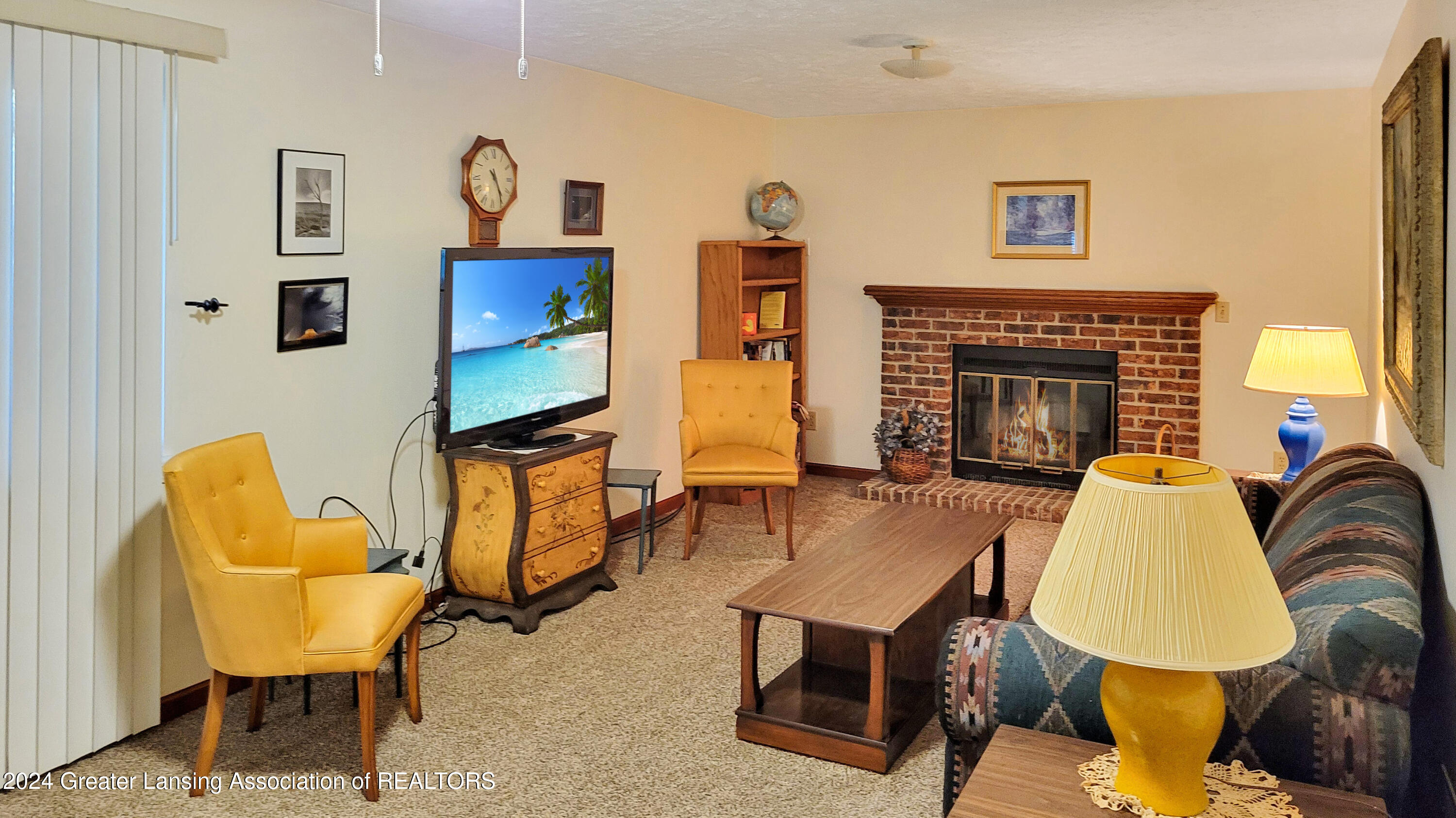4323 Colt Run Lansing, MI 48917 - Photo 21 of 36 Family Room2