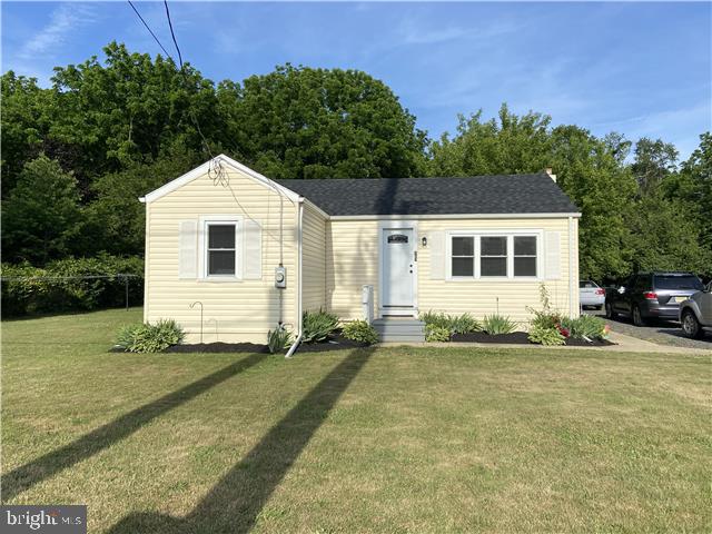 25 North Burlington Road Bridgeton, NJ 08302 - Photo 1 of 15 Gallery Image 1