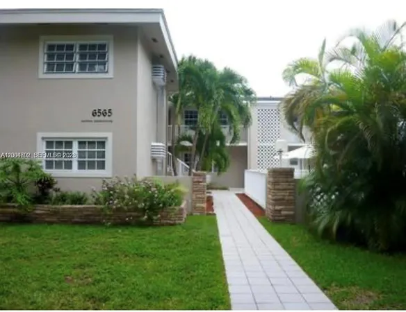 $276,500 | 6565 Santona Street, Unit B12A, Coral Gables, FL 33146