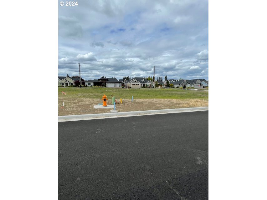 Northwest 10th Avenue Canby, OR 97013 - Photo 30 of 41 a view of an outdoor space and lake view